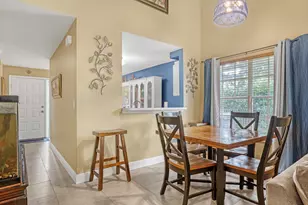 949 Honeytree Ln, Wellington, FL 33414 - Photo 3