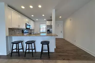 309 Lake Cir, North Palm Beach, FL 33408 - Photo 7