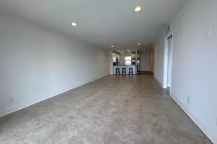 309 Lake Cir, North Palm Beach, FL 33408 - Photo 9