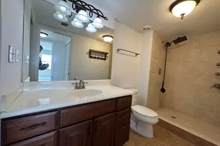 309 Lake Cir, North Palm Beach, FL 33408 - Photo 11