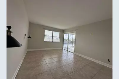 309 Lake Circle #202, North Palm Beach, FL 33408 - Photo 13