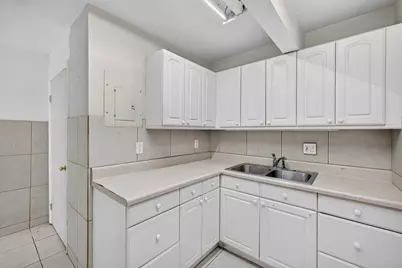 130 NE 51st Street, Oakland Park, FL 33334 - Photo 15