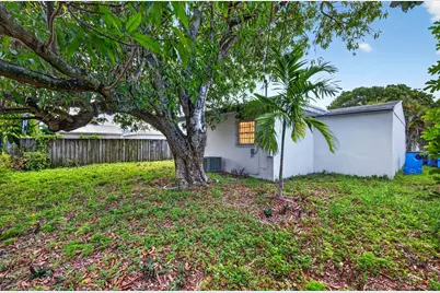 130 NE 51st Street, Oakland Park, FL 33334 - Photo 29