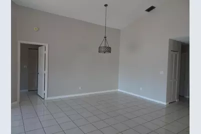 173 Executive Circle, Boynton Beach, FL 33436 - Photo 9