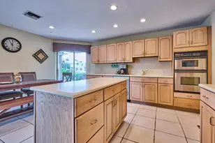 2810 NE 48th Ct, Lighthouse Point, FL 33064 - Photo 15