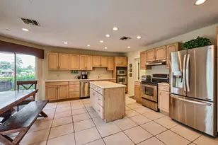 2810 NE 48th Ct, Lighthouse Point, FL 33064 - Photo 13