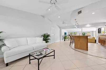 1636 NE 7th Terrace, Fort Lauderdale, FL 33305 - Photo 5