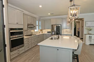 12557 SW Gray Fox Ln, Port Saint Lucie, FL 34987 - Photo 11