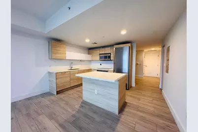 16385 Biscayne Boulevard #1204, North Miami Beach, FL 33160 - Photo 3