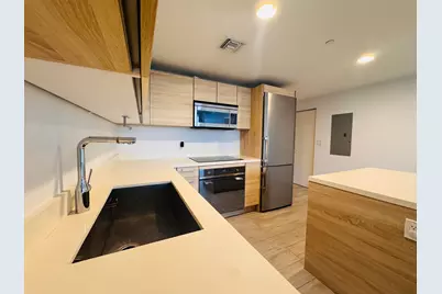 16385 Biscayne Boulevard #1204, North Miami Beach, FL 33160 - Photo 9