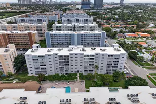 610 NE 12th Ave, Hallandale Beach, FL 33009 - Photo 41