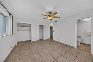 610 NE 12th Ave, Hallandale Beach, FL 33009 - Photo 15