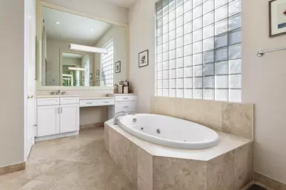 8138 Valhalla Drive, Delray Beach, FL 33446 - Photo 21