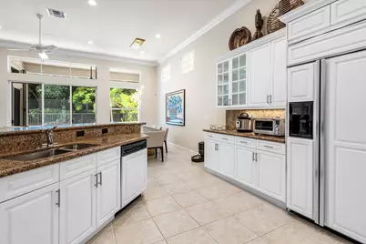 8138 Valhalla Drive, Delray Beach, FL 33446 - Photo 9