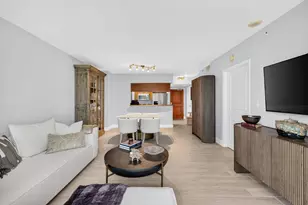 347 N New River Dr E, Fort Lauderdale, FL 33301 - Photo 25