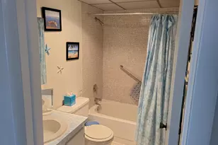 662 Burgundy N, Delray Beach, FL 33484 - Photo 11