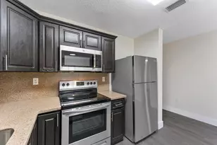 8851 NW 119th St, Hialeah, FL 33018 - Photo 19