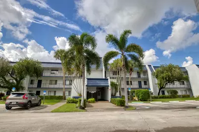 4489 Luxemburg Court #304, Lake Worth, FL 33467 - Photo 1