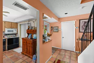 643 Kensington Pl, Wilton Manors, FL 33305 - Photo 9