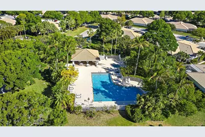 8404 Chapman Oak Court, Palm Beach Gardens, FL 33410 - Photo 17