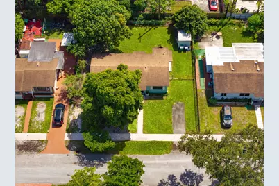 3850 NW 169th Terrace, Miami Gardens, FL 33056 - Photo 37