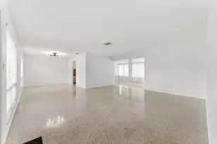 1341 SE 4th Ct, Deerfield Beach, FL 33441 - Photo 3