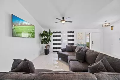 13950 Barberry Court, Wellington, FL 33414 - Photo 7