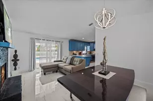 13950 Barberry Ct, Wellington, FL 33414 - Photo 9