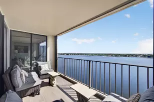 126 Lakeshore Dr, North Palm Beach, FL 33408 - Photo 1