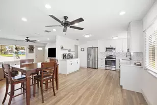 674 SW Old Briar Ave, Port Saint Lucie, FL 34953 - Photo 5