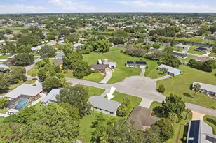 674 SW Old Briar Ave, Port Saint Lucie, FL 34953 - Photo 27