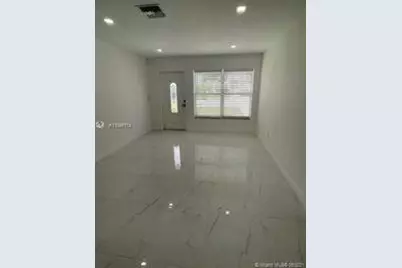 751 NW 18th Street, Pompano Beach, FL 33060 - Photo 3