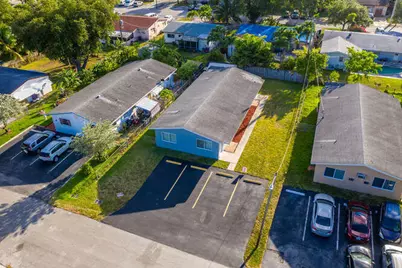 320 SW 10th Terrace, Hallandale Beach, FL 33009 - Photo 1