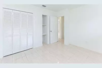 320 SW 10th Terrace, Hallandale Beach, FL 33009 - Photo 11