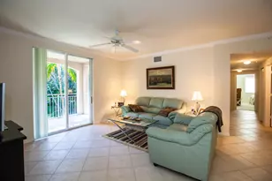 6492 Emerald Dunes Dr, West Palm Beach, FL 33411 - Photo 11