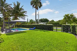 2681 NE 16th St, Pompano Beach, FL 33062 - Photo 37