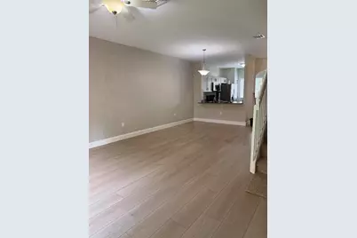 8884 N Isles Circle, Tamarac, FL 33321 - Photo 3