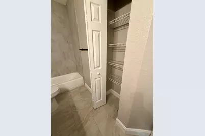 8884 N Isles Circle, Tamarac, FL 33321 - Photo 19