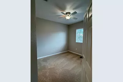 8884 N Isles Circle, Tamarac, FL 33321 - Photo 11