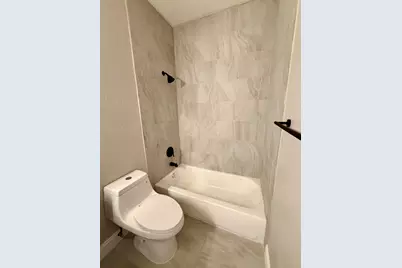 8884 N Isles Circle, Tamarac, FL 33321 - Photo 25