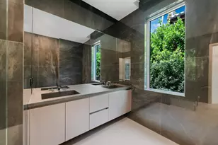 414 Royal Plaza Dr, Fort Lauderdale, FL 33301 - Photo 13