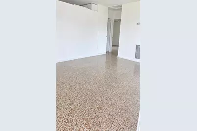 330 W 29th Street W, Riviera Beach, FL 33404 - Photo 3