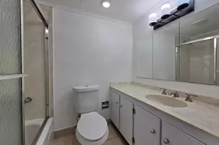 5860 NW 44th St, Lauderhill, FL 33319 - Photo 9