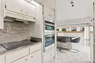 352 River Edge Rd, Jupiter, FL 33477 - Photo 9