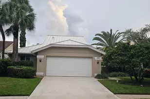 352 River Edge Rd, Jupiter, FL 33477 - Photo 1