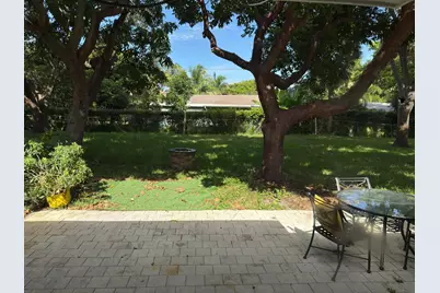 307 Northlake Drive, North Palm Beach, FL 33408 - Photo 9