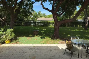 307 Northlake Dr, North Palm Beach, FL 33408 - Photo 9