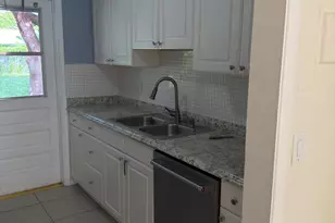 307 Northlake Dr, North Palm Beach, FL 33408 - Photo 11