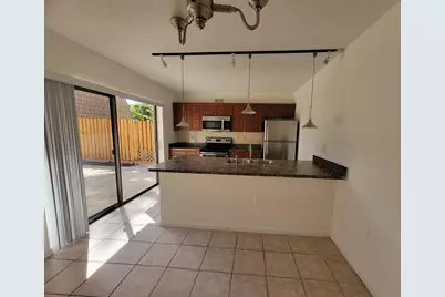 588 Green Springs Place #588, West Palm Beach, FL 33409 - Photo 5