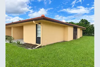 5933 Forest Hill Boulevard #8, West Palm Beach, FL 33415 - Photo 3
